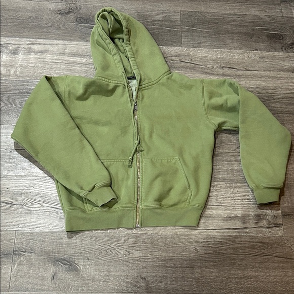 Brandy Melville Sweaters - Brandy Melville Zip-Up Hoodie